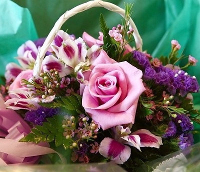 obrázek - purple_flowers_bouquet.jpg